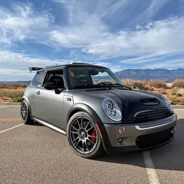 2006 MINI Cooper John Cooper Works Hatchback 2D