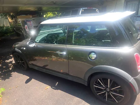 2006 MINI Cooper S Hatchback 2D