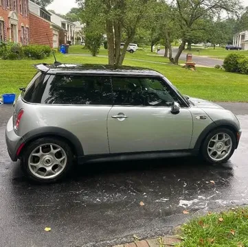 2006 MINI Cooper S Hatchback 2D