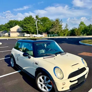 2006 MINI Cooper S Hatchback 2D