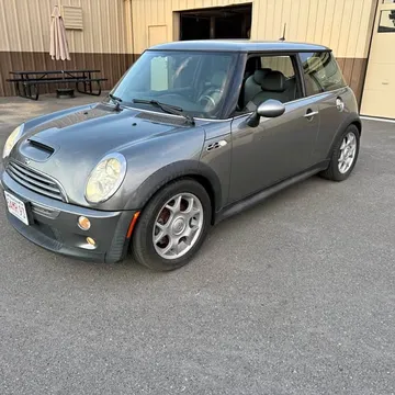 2006 MINI Cooper S Hatchback 2D