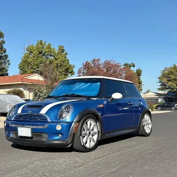2006 MINI Cooper S Hatchback 2D