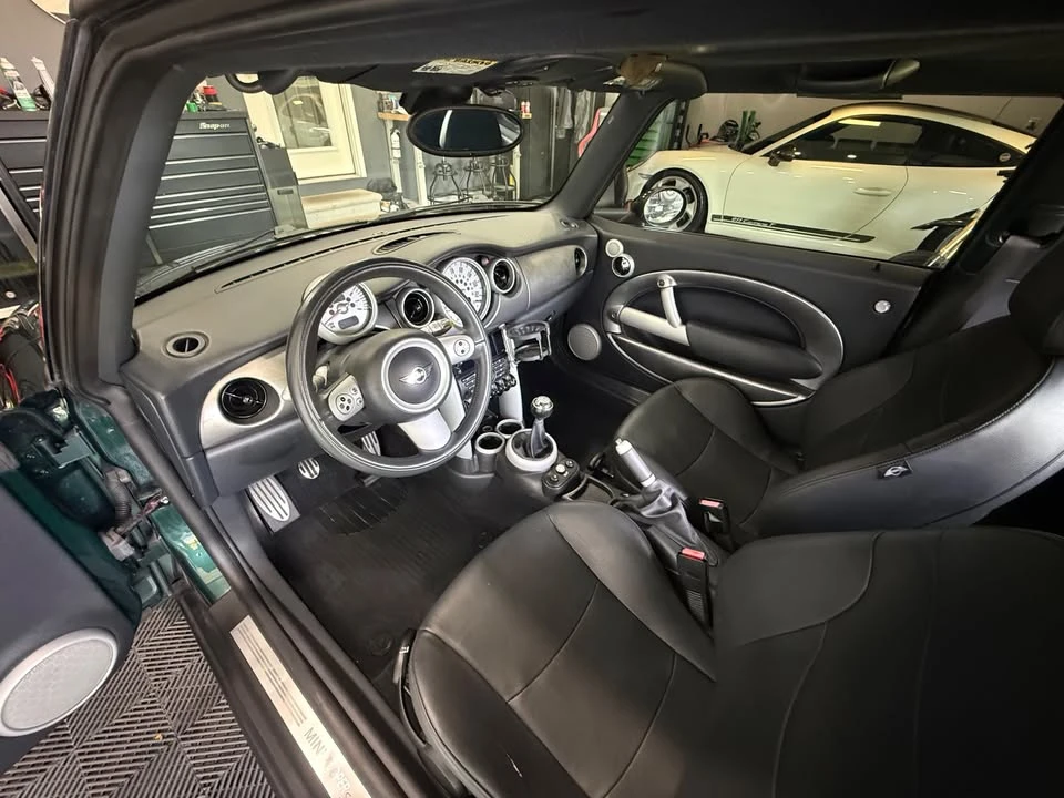 2006 Mini Mini Cooper S 1st Gen - Image 9 of 15