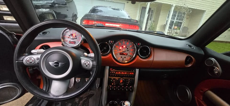 2006 Mini Mini Cooper S 1st Gen - Image 2 of 2