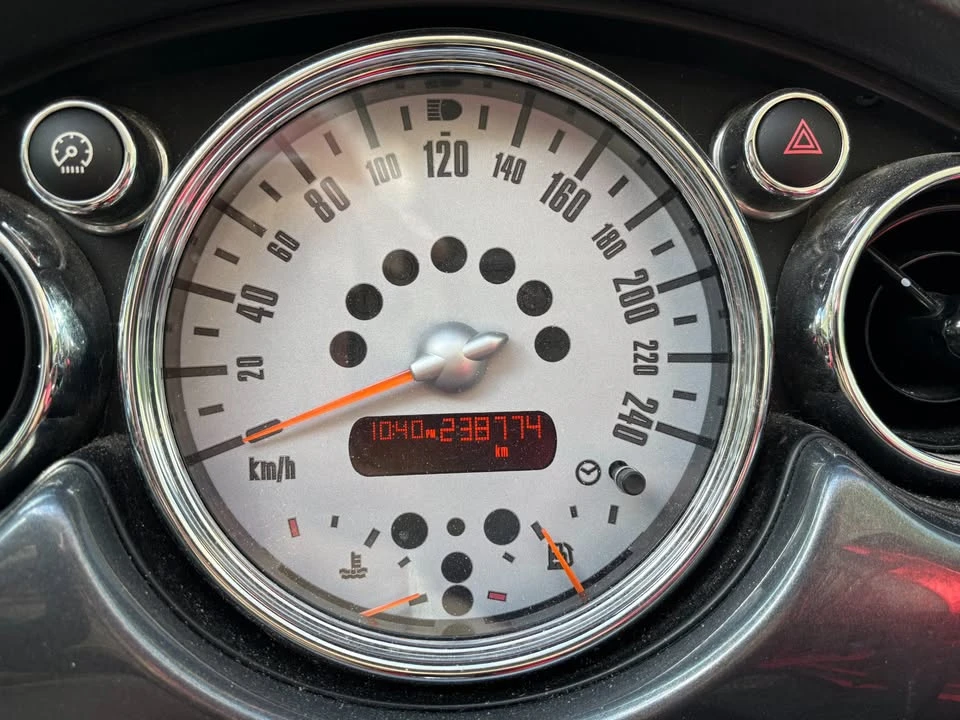 2006 Mini Mini Cooper S 1st Gen - Image 2 of 6