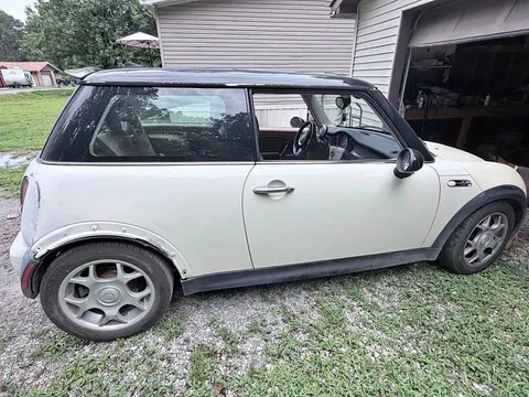 2006 MINI Hardtop 2 Door Cooper S Classic Hatchback 2D