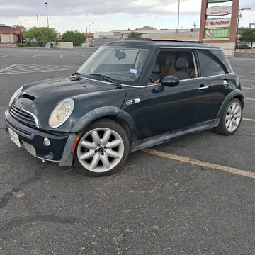 2006 MINI Hardtop 2 Door Cooper S Classic Hatchback 2D