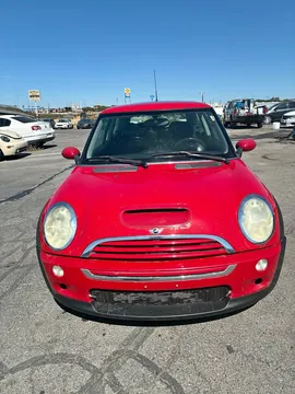2006 MINI Cooper S Hatchback 2D
