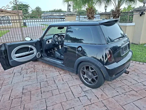 2006 MINI Hardtop Cooper S Hatchback 2D