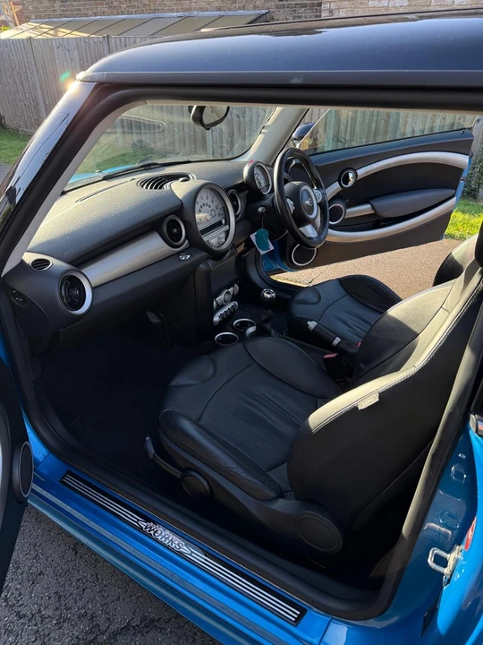 2006 Mini Mini John Cooper Works 1st Gen - Image 24 of 30