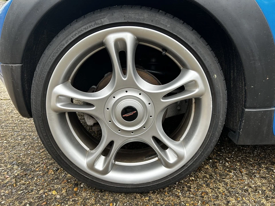 2006 Mini Mini John Cooper Works 1st Gen - Image 11 of 30