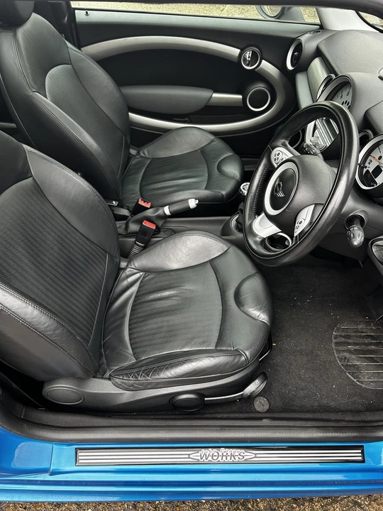 2006 Mini Mini John Cooper Works 1st Gen - Image 19 of 30