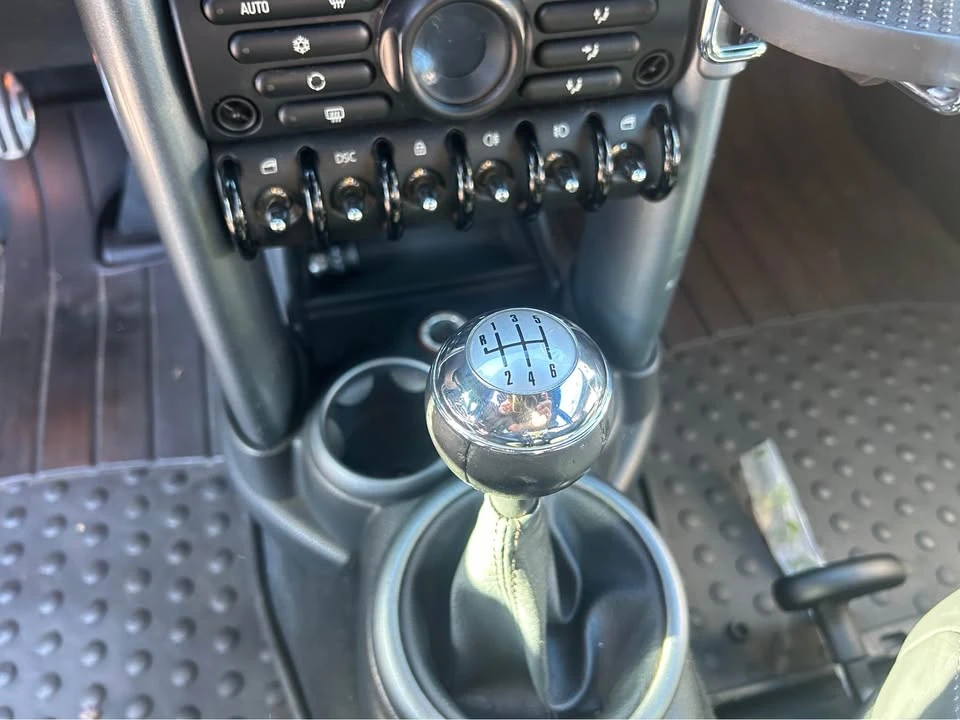 2006 Mini Mini John Cooper Works 1st Gen - Image 3 of 8
