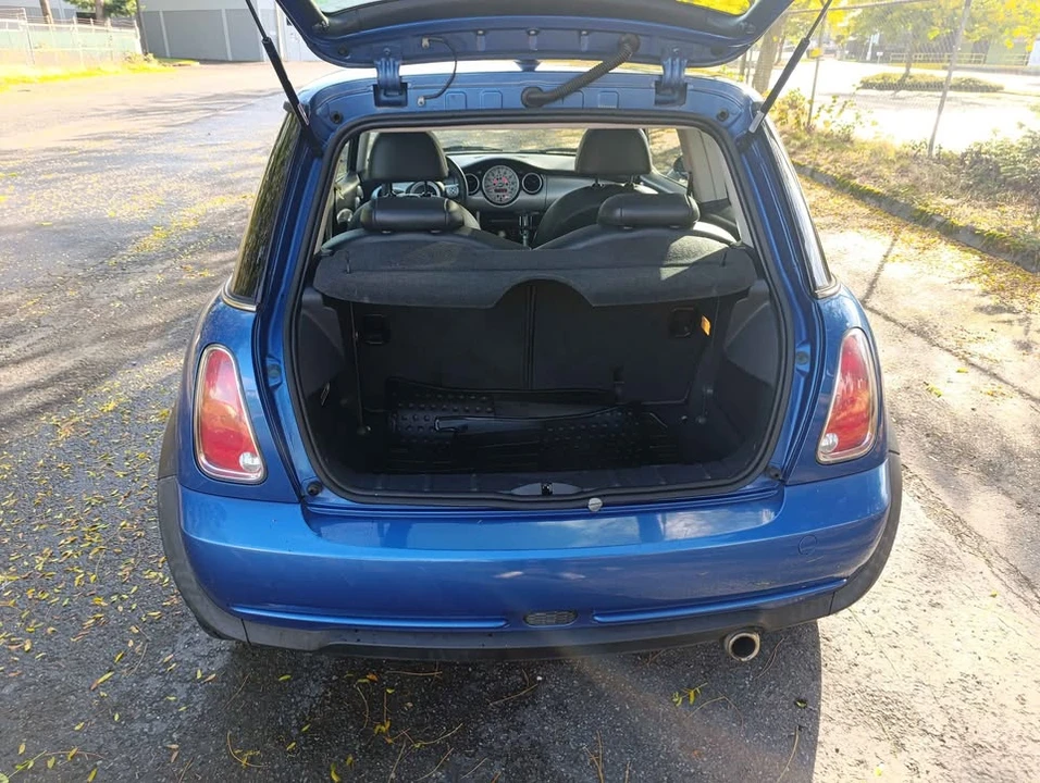 2006 Mini Mini 1st Gen - Image 13 of 16