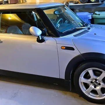 2006 MINI Cooper Base