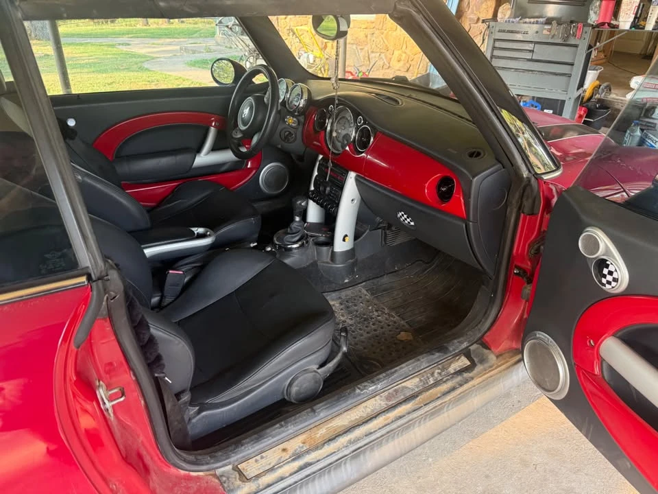 2006 Mini Mini Cooper S 1st Gen - Image 9 of 12