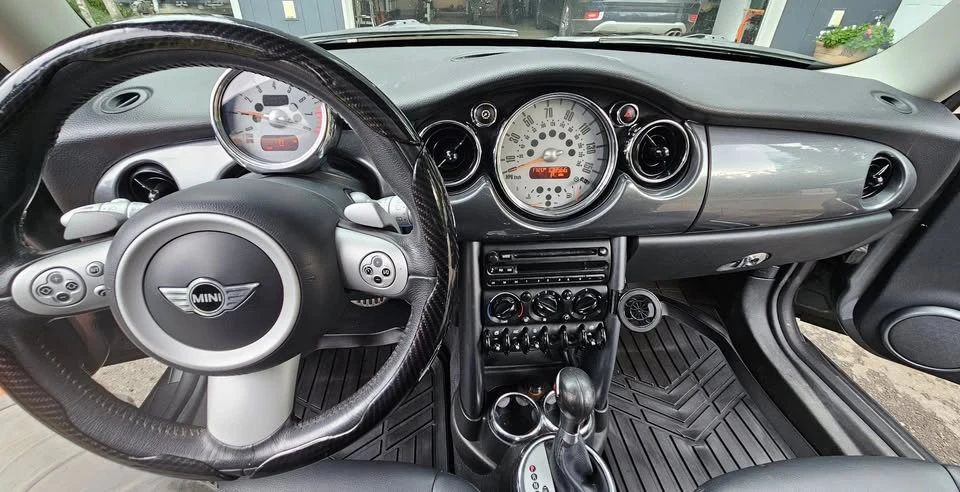 2006 Mini Mini Cooper S 1st Gen - Image 9 of 11