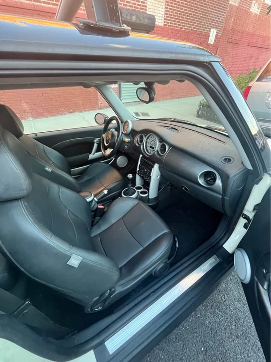 2006 Mini Mini John Cooper Works 1st Gen - Image 6 of 9