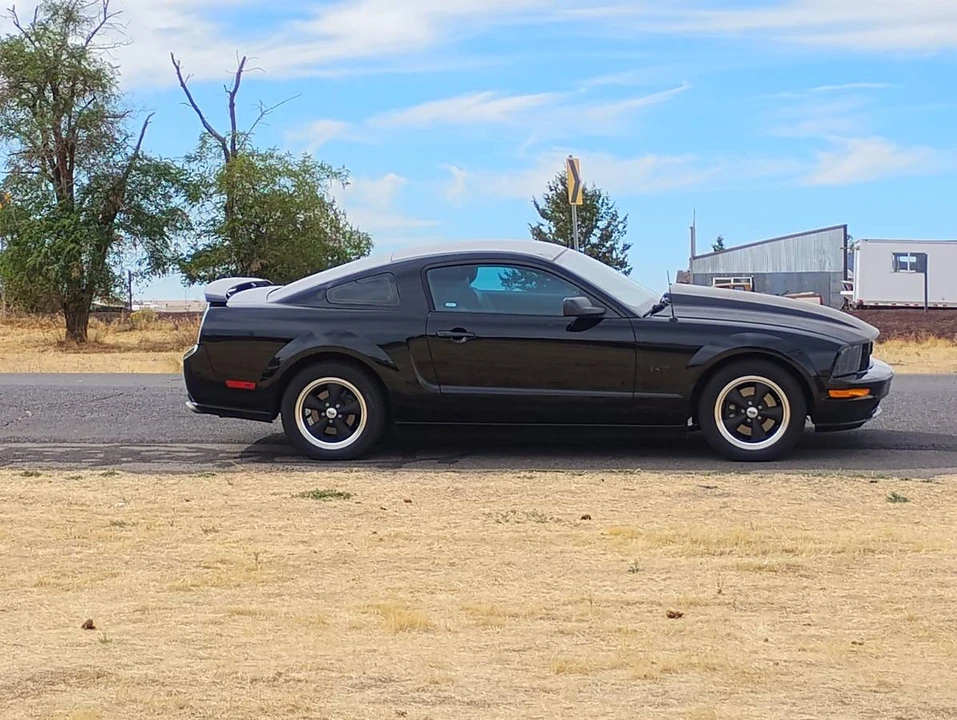 2006 Ford S197 Mustang GT - Image 2 of 7