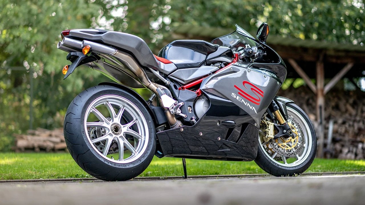 2006 MV Agusta F4 - Image 2 of 31