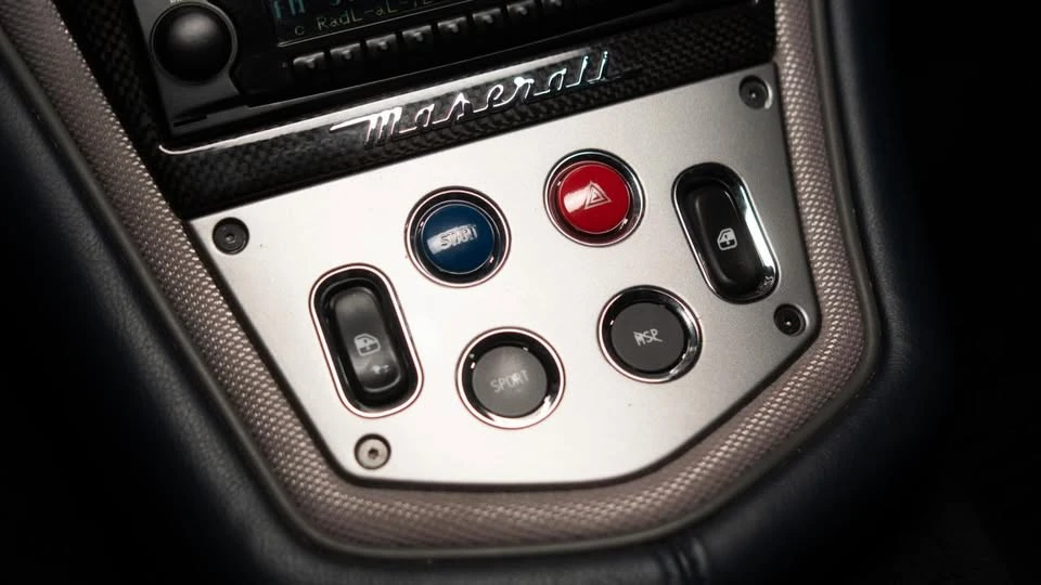 2006 Maserati Coupe - Image 18 of 20
