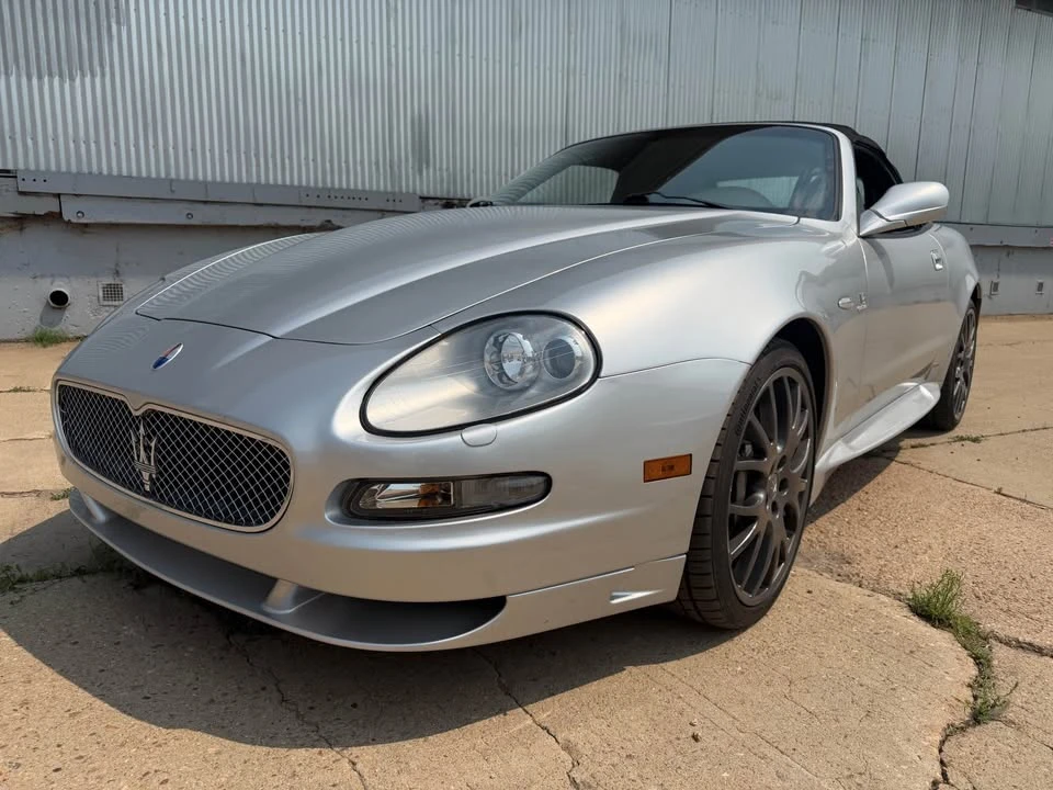 2006 Maserati Spyder - Image 2 of 17