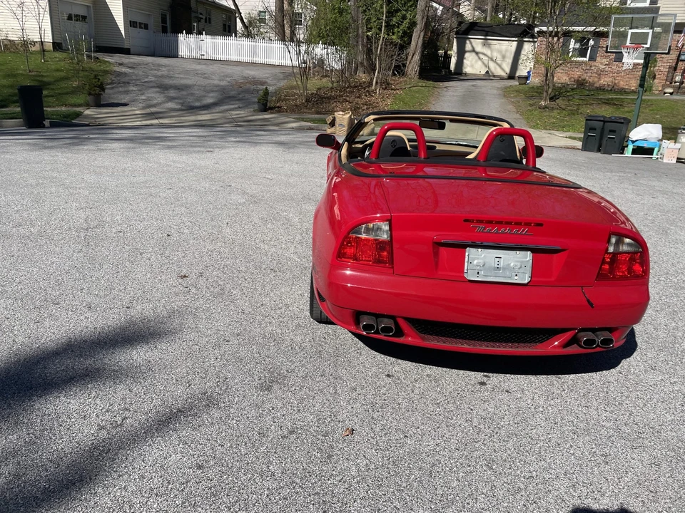 2006 Maserati Spyder - Image 30 of 31