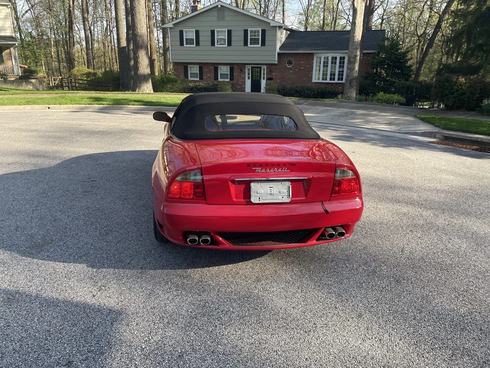 2006 Maserati Spyder - Image 13 of 31