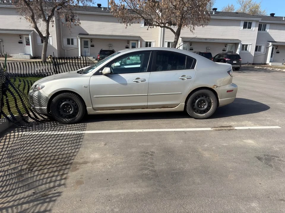 2006 Mazda Mazda 3 1st Gen - Image 4 of 6