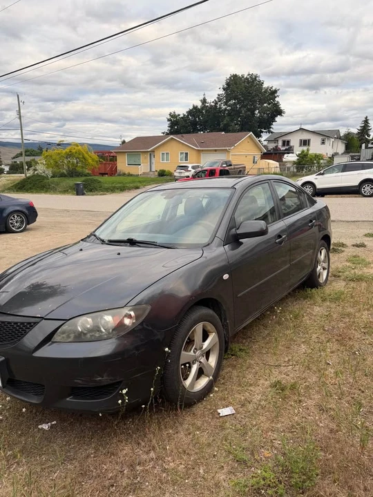 2006 Mazda Mazda 3 1st Gen - Image 2 of 8