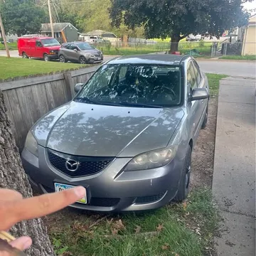 2006 Mazda MAZDA3 i Sedan 4D