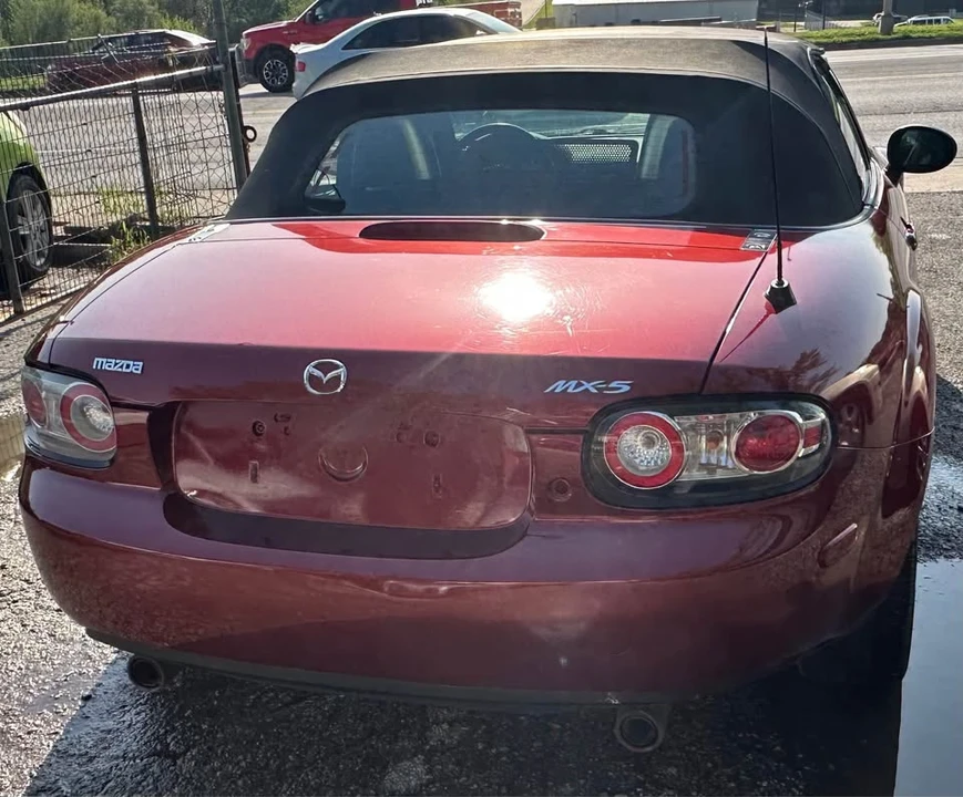 2006 Mazda NC MX-5 Miata - Image 3 of 11