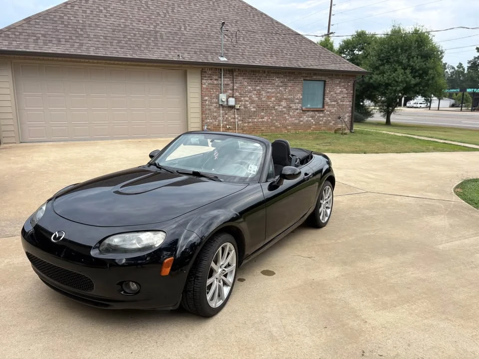 2006 Mazda NC MX-5 Miata - Image 2 of 6