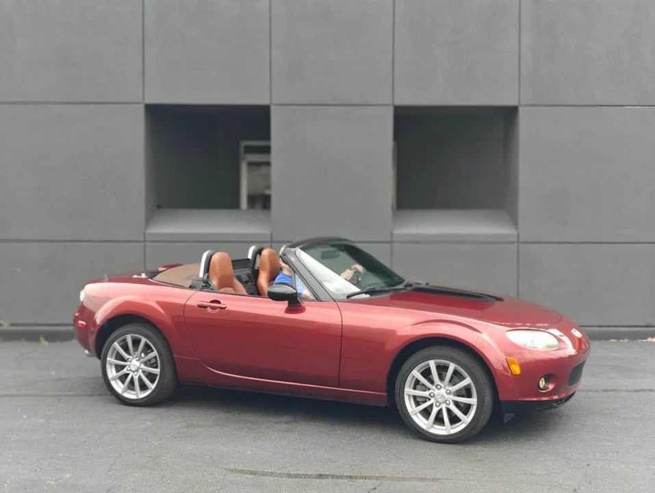 2006 Mazda NC MX-5 Miata - Image 18 of 20