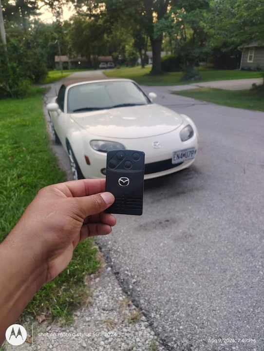 2006 Mazda NC MX-5 Miata - Image 14 of 16