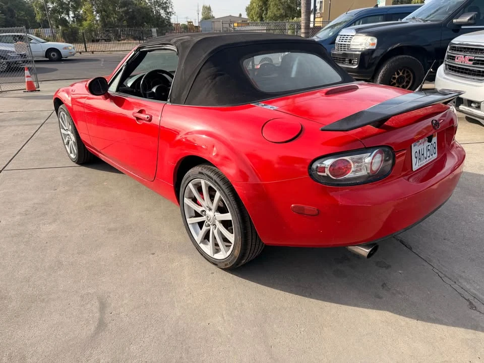 2006 Mazda NC MX-5 Miata - Image 5 of 15