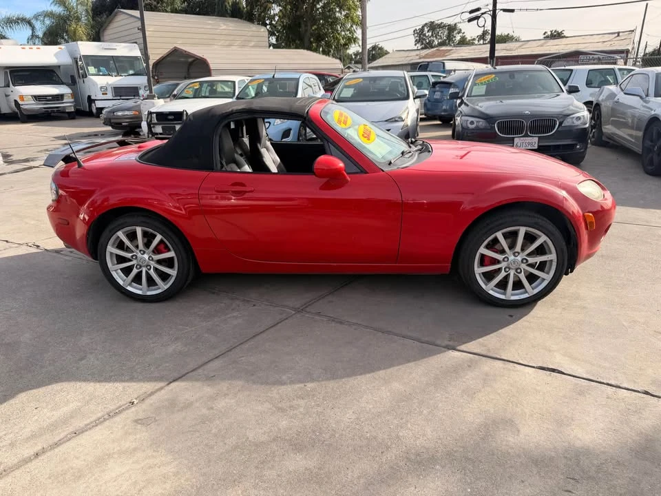 2006 Mazda NC MX-5 Miata - Image 8 of 15
