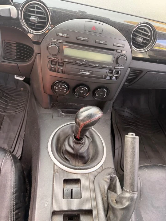 2006 Mazda NC MX-5 Miata - Image 14 of 15