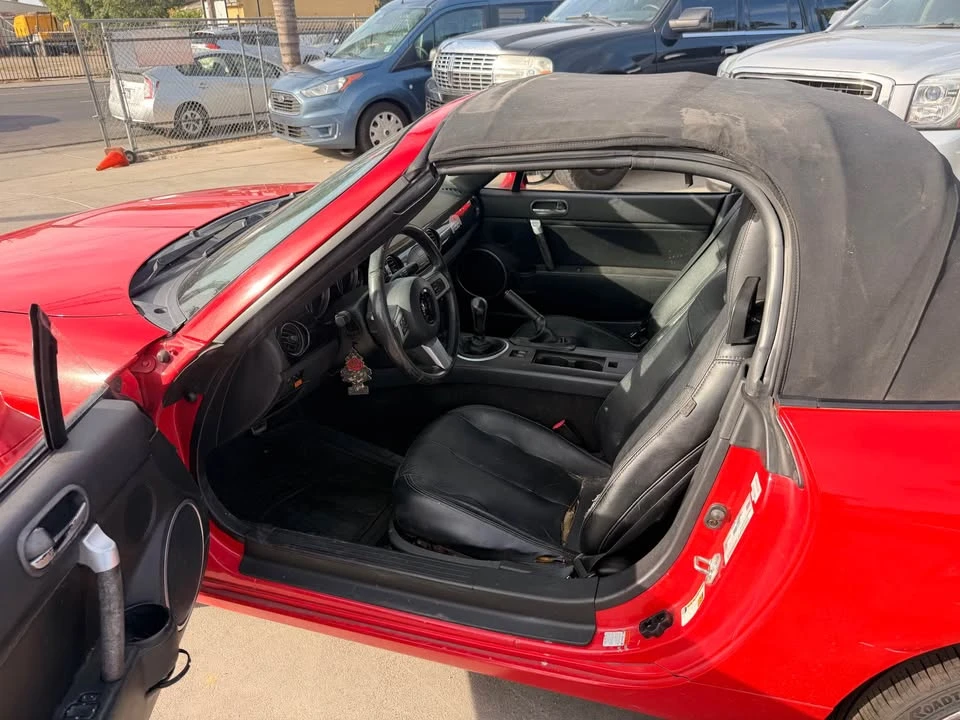 2006 Mazda NC MX-5 Miata - Image 12 of 15