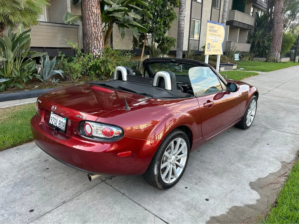 2006 Mazda NC MX-5 Miata - Image 3 of 19