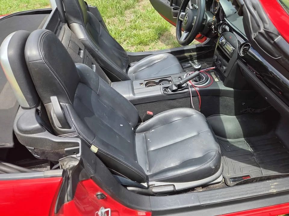 2006 Mazda NC MX-5 Miata - Image 6 of 6