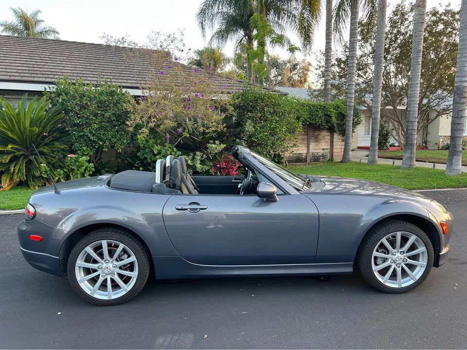 2006 Mazda NC MX-5 Miata - Image 4 of 20