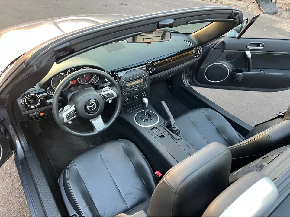 2006 Mazda NC MX-5 Miata - Image 10 of 20