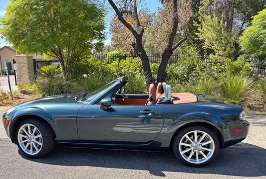 2006 Mazda MX-5 Miata Grand Touring Convertible