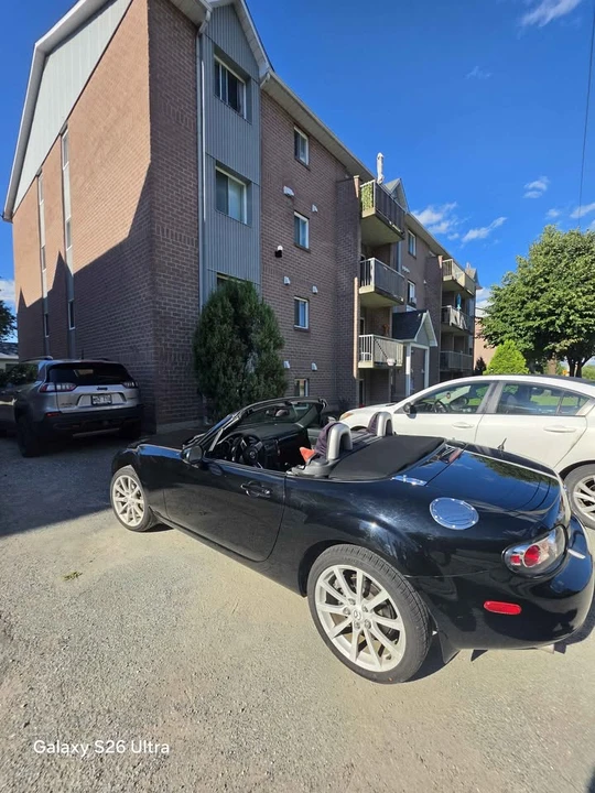 2006 Mazda NC MX-5 Miata - Image 2 of 7