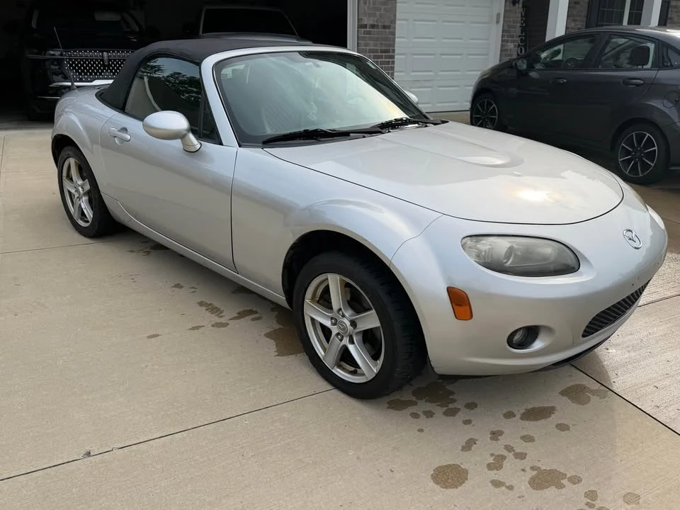 2006 Mazda NC MX-5 Miata - Image 2 of 15