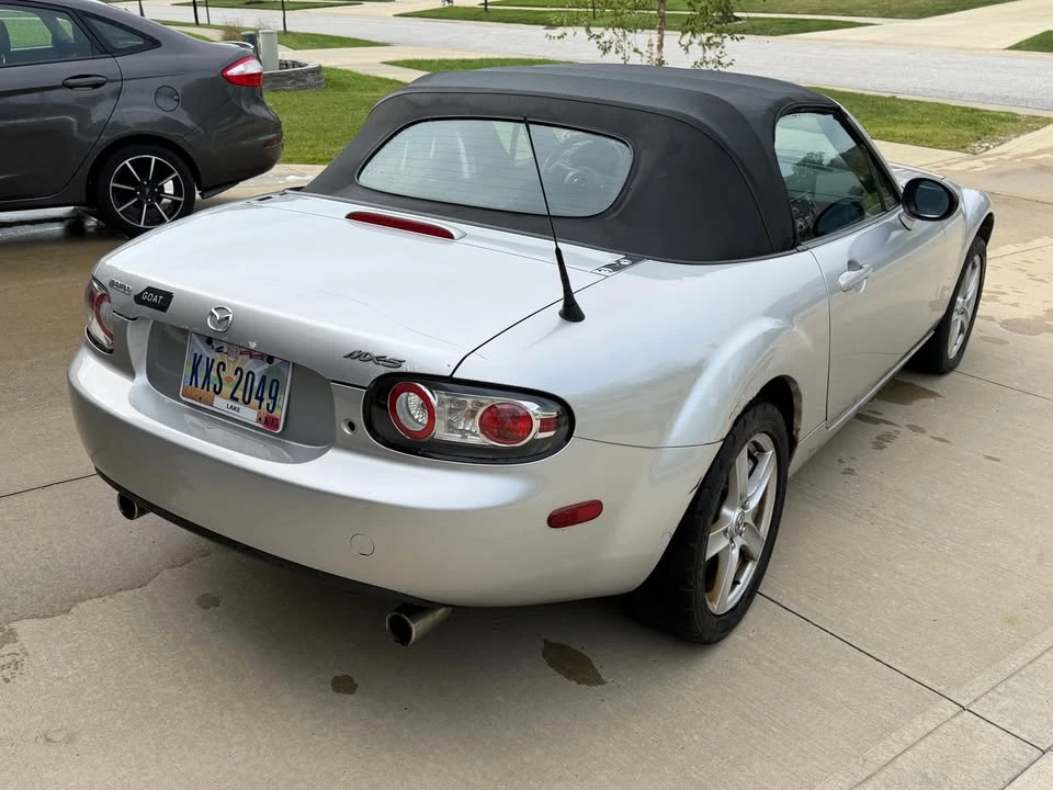 2006 Mazda NC MX-5 Miata - Image 14 of 15