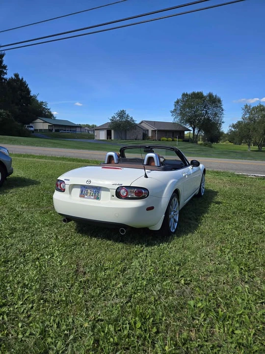 2006 Mazda NC MX-5 Miata - Image 5 of 9