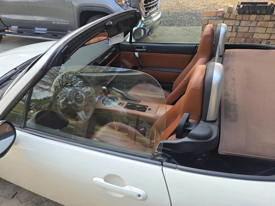 2006 Mazda NC MX-5 Miata - Image 3 of 4