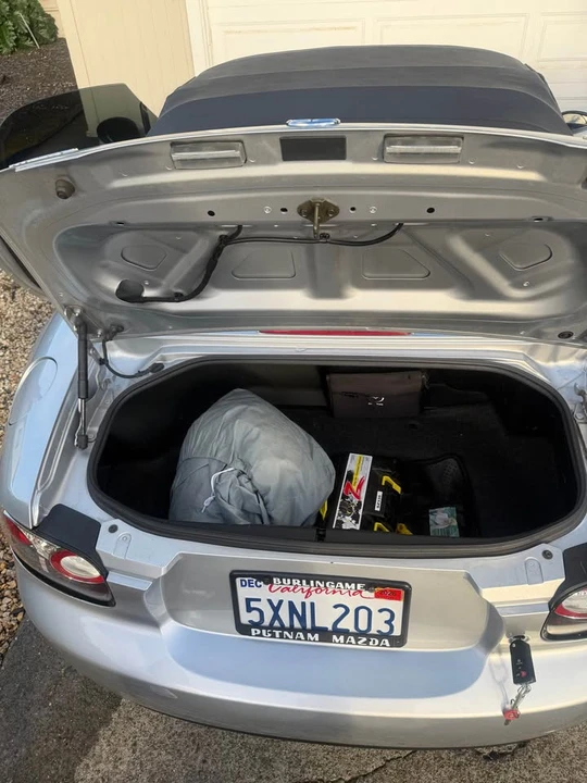 2006 Mazda NC MX-5 Miata - Image 5 of 9
